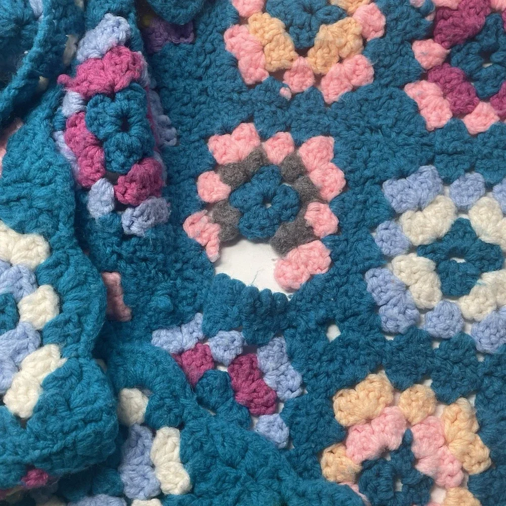 Vtg Crochet Afghan Blanket Chevron Ripple Throw 77x55 Retro Cutter Craft As Is